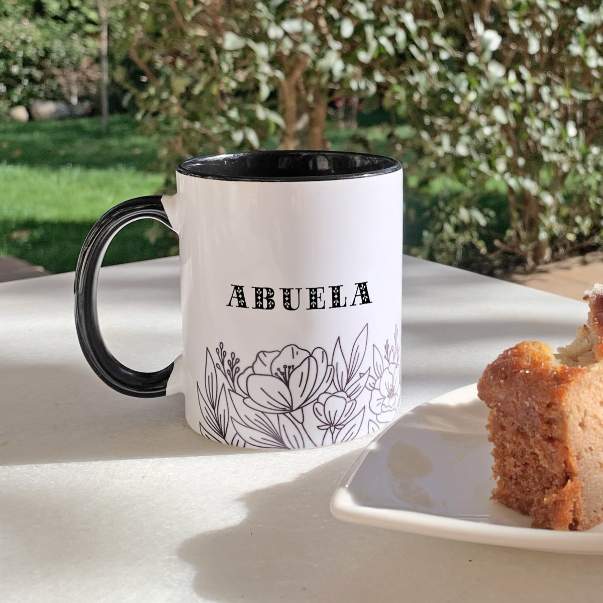 Taza &quot;Flores silvestres personalizada para la abuela | Chin Pum